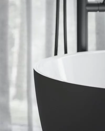 Ravak Freedom O Tec 170x77 akrilkád, fekete/fehér szabadonálló, fekete/fehér/króm lefolyó