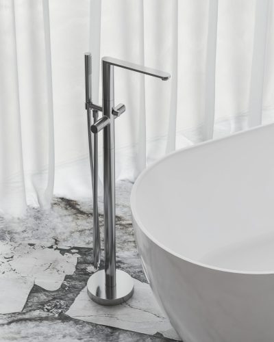 Ravak Chrome II padlón álló csaptelep zuhanyszettel (R-box nélkül), króm CR II 080.00CR.RB07A