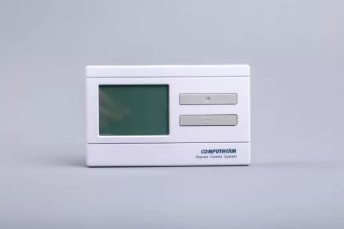COMPUTHERM Q7 Programozható, digitális szobatermosztát