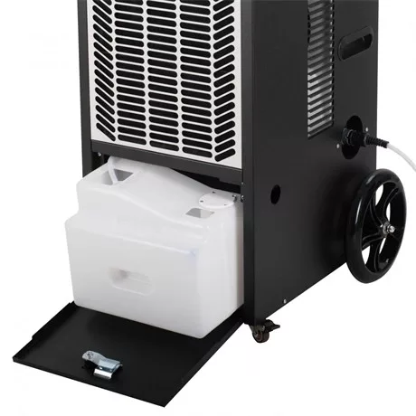 Adler PÁRAMENTESÍTŐ IPARI 50L/24 H AD7864