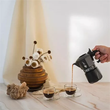 Bialetti KÁVÉFŐZŐ KOTYOGÓS 2 SZEMÉLYES 9071 BRIKKA NOIR EXCLUSIVE