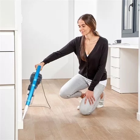 Black and Decker ÁLLÓ PORSZÍVÓ BXVMS600E