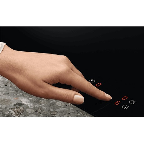 Electrolux FŐZŐLAP  BEÉPÍTHETŐ INDUKCIÓS LIB60420CK