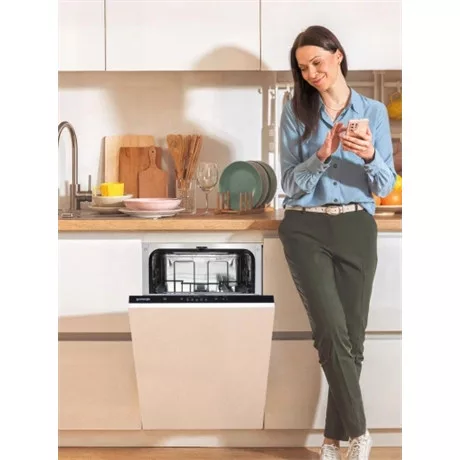 Gorenje MOSOGATÓGÉP BEÉPÍTHETŐ 9 TERÍTÉK KESKENY GV520E15
