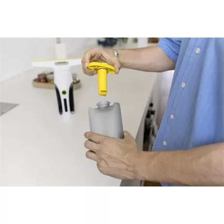Karcher AKKUMULÁTOROS ABLAKTISZTÍTÓ WV 2 UNIVERSAL EXTRA 1.633-673.0