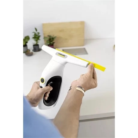 Karcher AKKUMULÁTOROS ABLAKTISZTÍTÓ WV 2 UNIVERSAL EXTRA 1.633-673.0