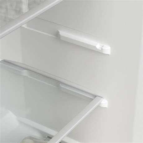 Tesla HŰTŐ FELÜLFAGYASZTÓS RD2400ME